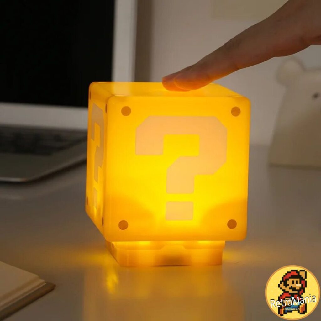 Lámpara Super Mario Bros Question Block PokePlush