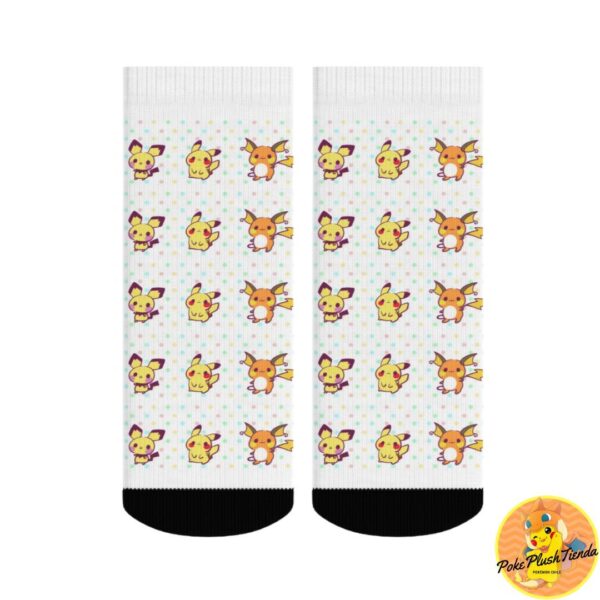 Par de calcetines Pokémon Pichu, Pikachu y Raichu